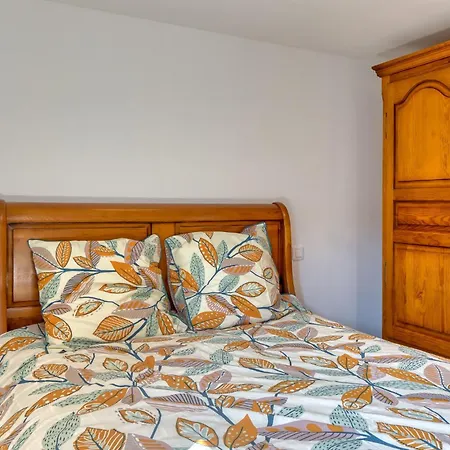 2 Bedroom Gorgeous In Casa vacanze